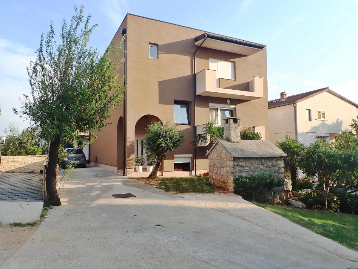Apartments Troselj Starigrad Exterior photo