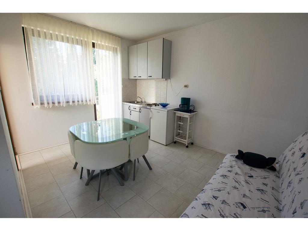 Apartments Troselj Starigrad Exterior photo